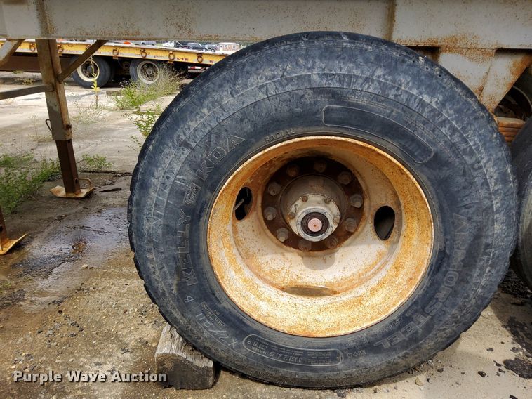 image for item DO4684 1979 Hillbilt end dump trailer