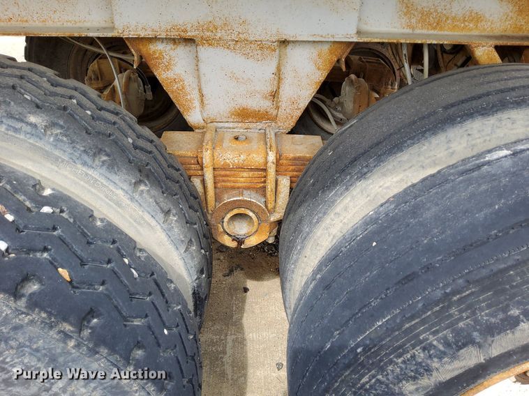 image for item DO4684 1979 Hillbilt end dump trailer