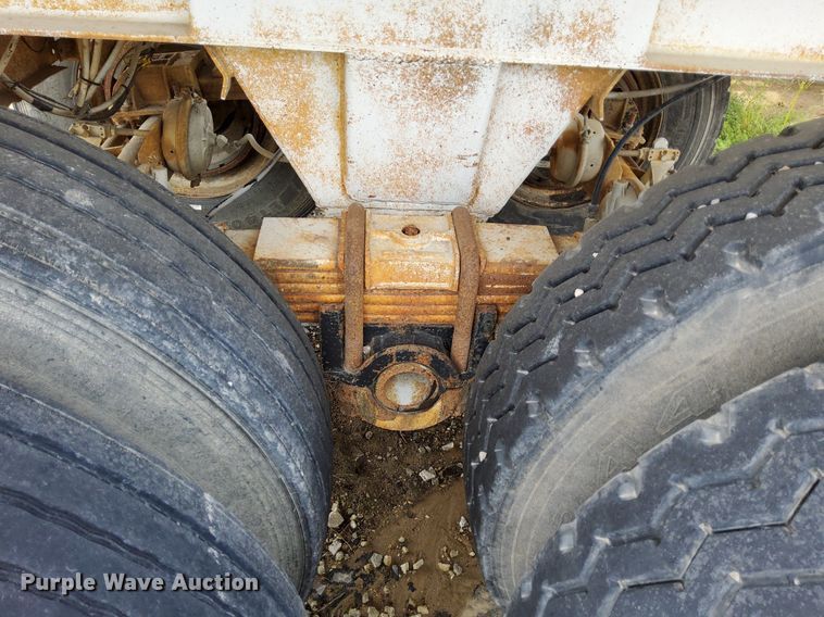 image for item DO4684 1979 Hillbilt end dump trailer