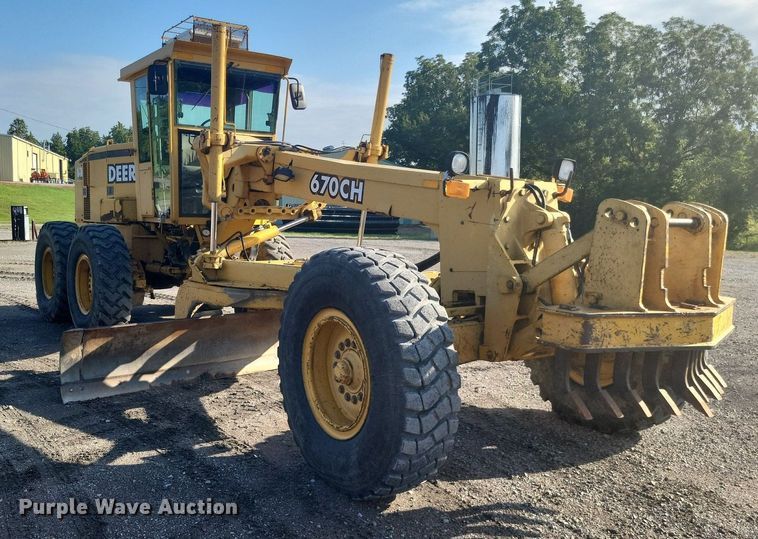 image for item DO4686 1997 John Deere 670CH  motor grader