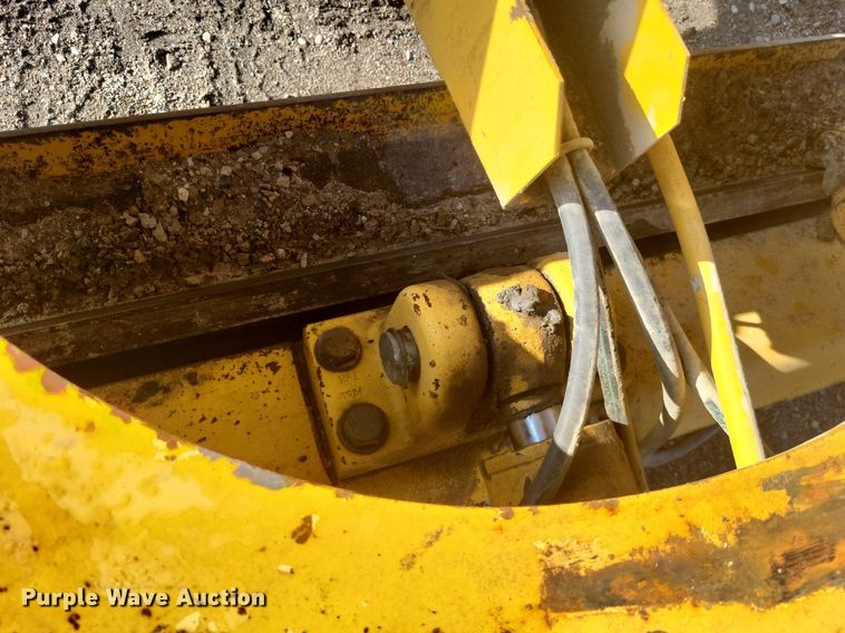 image for item DO4686 1997 John Deere 670CH  motor grader