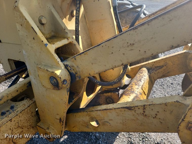 image for item DO4686 1997 John Deere 670CH  motor grader