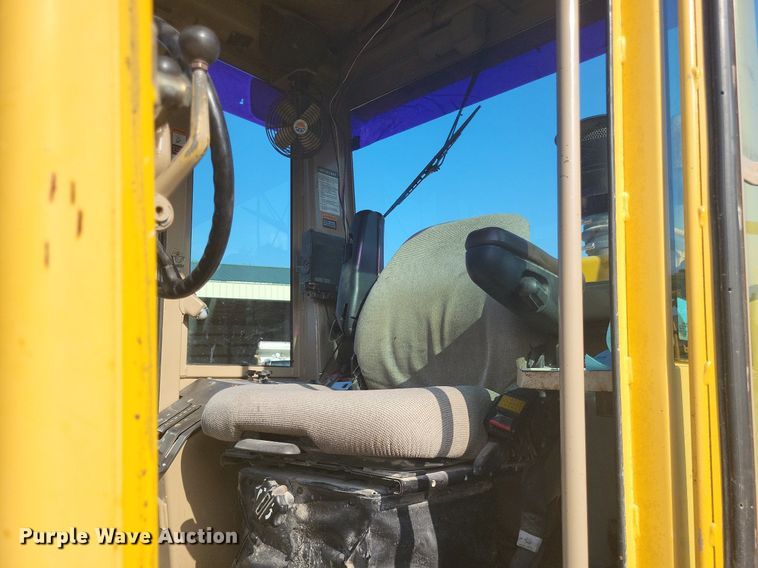 image for item DO4686 1997 John Deere 670CH  motor grader