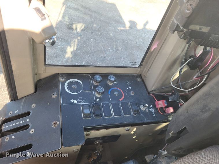 image for item DO4686 1997 John Deere 670CH  motor grader