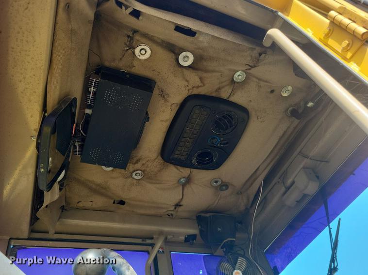 image for item DO4686 1997 John Deere 670CH  motor grader