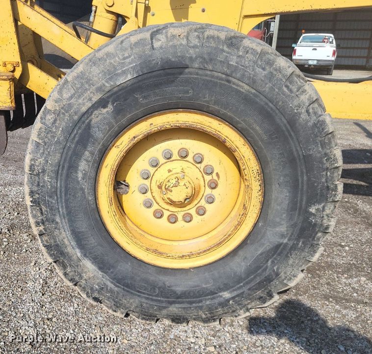 image for item DO4686 1997 John Deere 670CH  motor grader