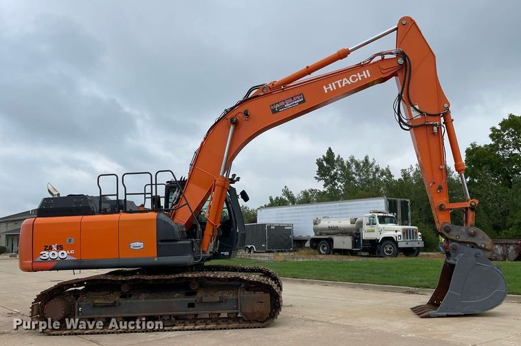 image for item DP0054 2017 Hitachi  ZX300LC-6N excavator