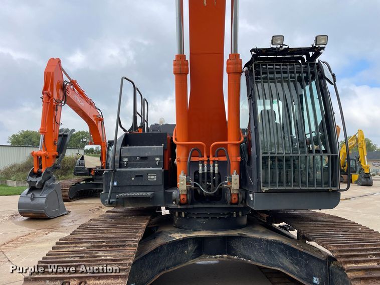 image for item DP0054 2017 Hitachi  ZX300LC-6N excavator