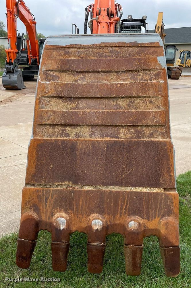 image for item DP0054 2017 Hitachi  ZX300LC-6N excavator