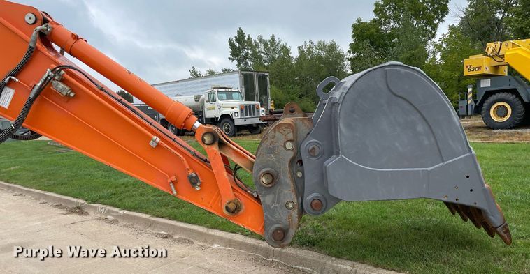 image for item DP0054 2017 Hitachi  ZX300LC-6N excavator