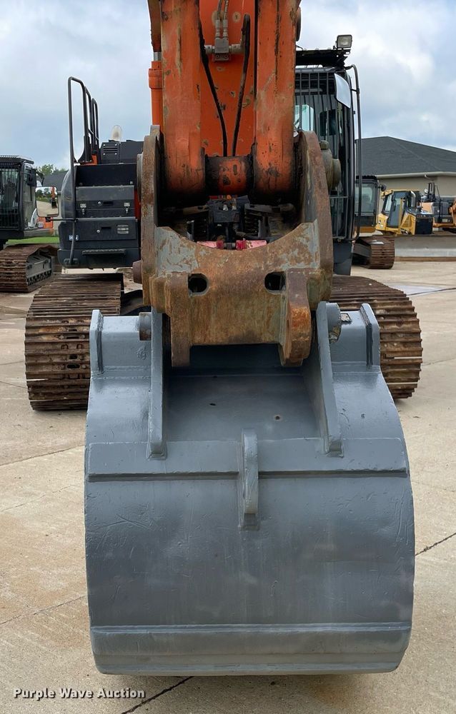 image for item DP0054 2017 Hitachi  ZX300LC-6N excavator