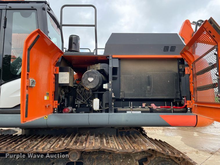 image for item DP0054 2017 Hitachi  ZX300LC-6N excavator