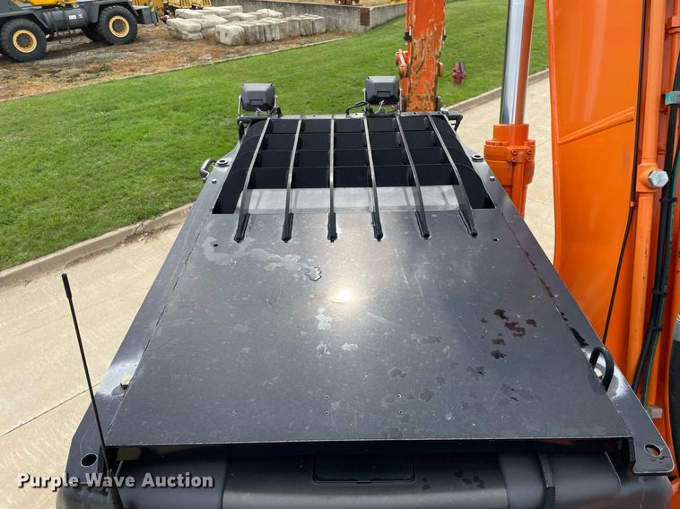 image for item DP0054 2017 Hitachi  ZX300LC-6N excavator