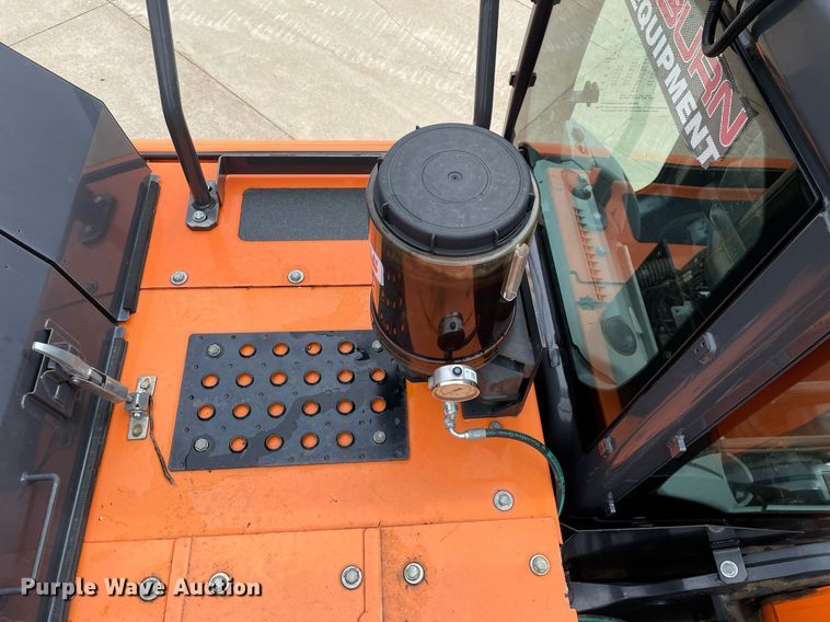 image for item DP0054 2017 Hitachi  ZX300LC-6N excavator