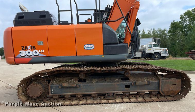 image for item DP0054 2017 Hitachi  ZX300LC-6N excavator