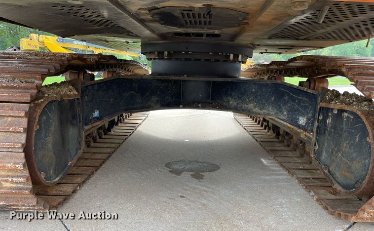 image for item DP0054 2017 Hitachi  ZX300LC-6N excavator