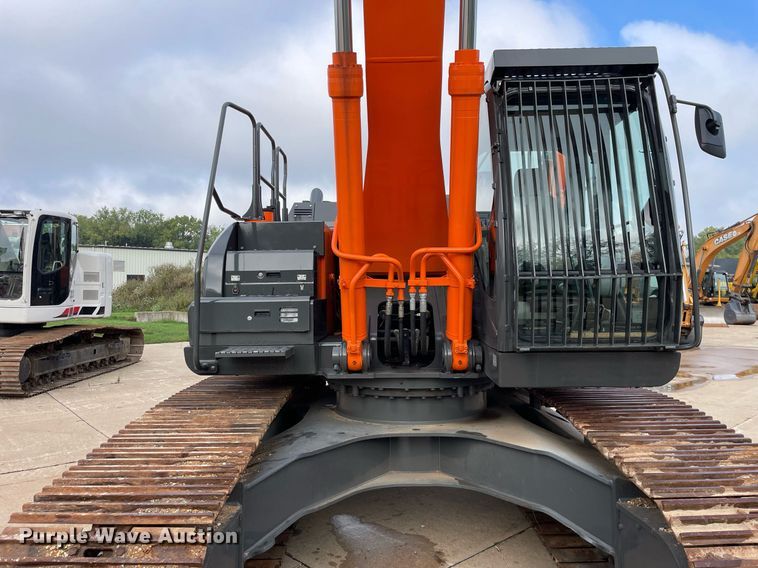 image for item DP0055 2016 Hitachi  ZX300LC-6N excavator