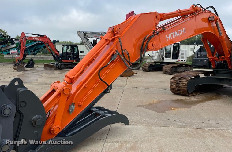 image for item DP0055 2016 Hitachi  ZX300LC-6N excavator