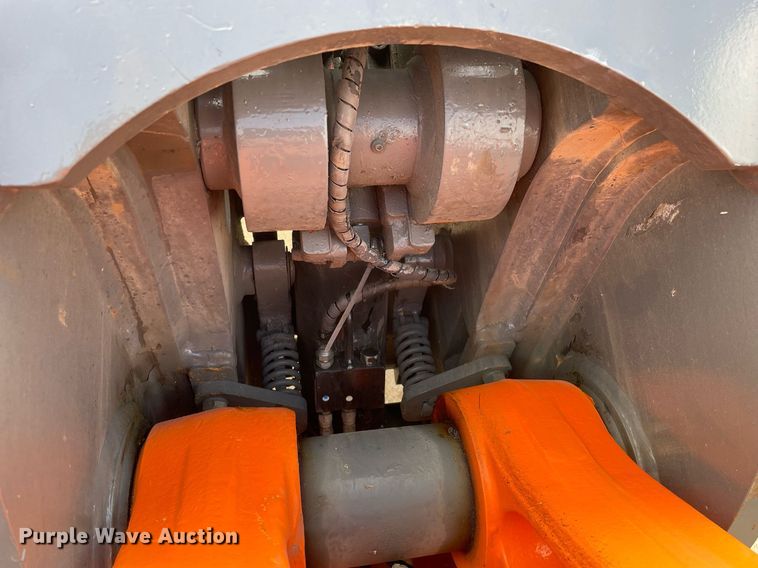 image for item DP0055 2016 Hitachi  ZX300LC-6N excavator