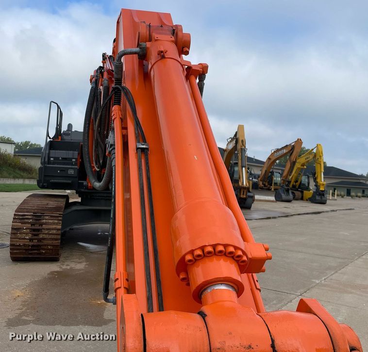 image for item DP0055 2016 Hitachi  ZX300LC-6N excavator