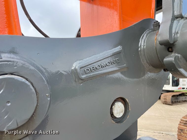 image for item DP0055 2016 Hitachi  ZX300LC-6N excavator