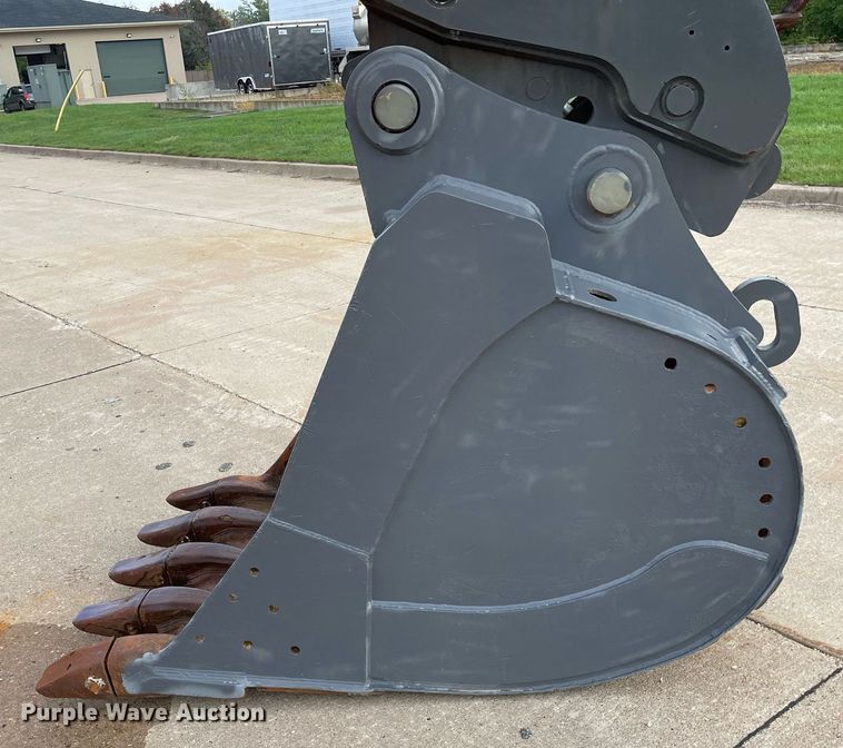 image for item DP0055 2016 Hitachi  ZX300LC-6N excavator