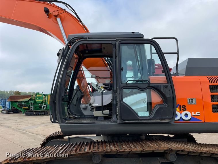 image for item DP0055 2016 Hitachi  ZX300LC-6N excavator