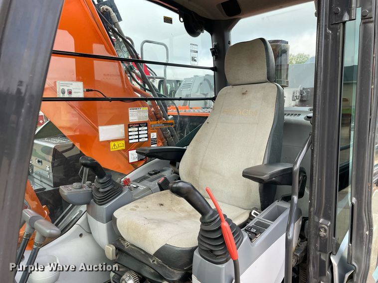 image for item DP0055 2016 Hitachi  ZX300LC-6N excavator