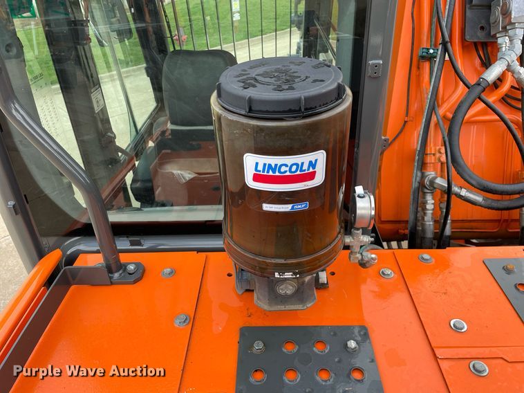 image for item DP0055 2016 Hitachi  ZX300LC-6N excavator