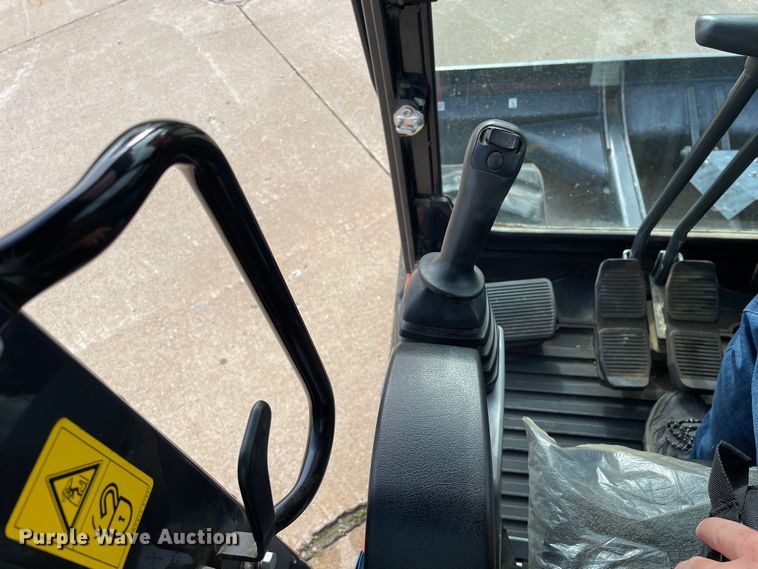 image for item DP0056 2019 Kubota  KX080-4 mini excavator