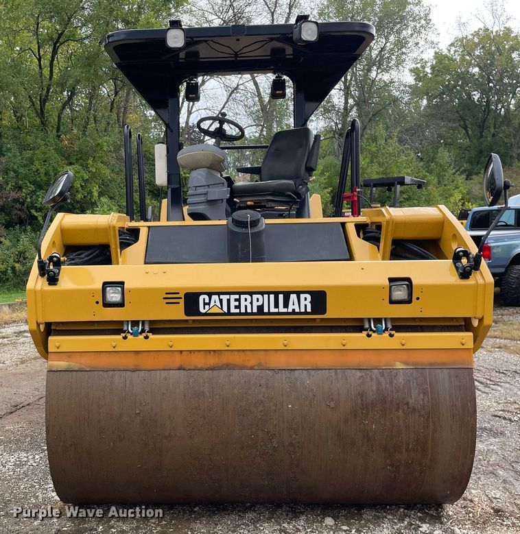 image for item DP0059 2013 Caterpillar CB64  double drum vibratory roller
