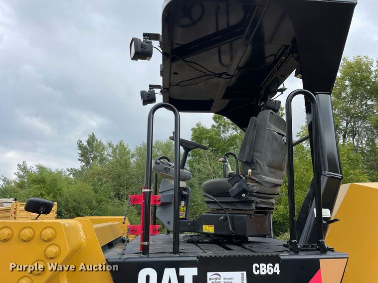 image for item DP0059 2013 Caterpillar CB64  double drum vibratory roller