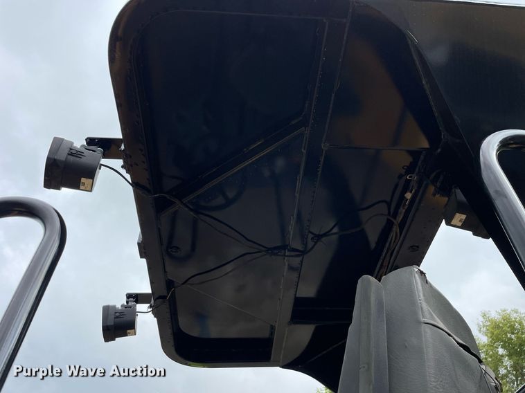 image for item DP0059 2013 Caterpillar CB64  double drum vibratory roller