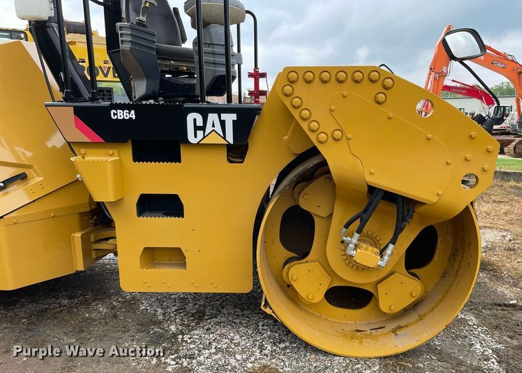 image for item DP0059 2013 Caterpillar CB64  double drum vibratory roller