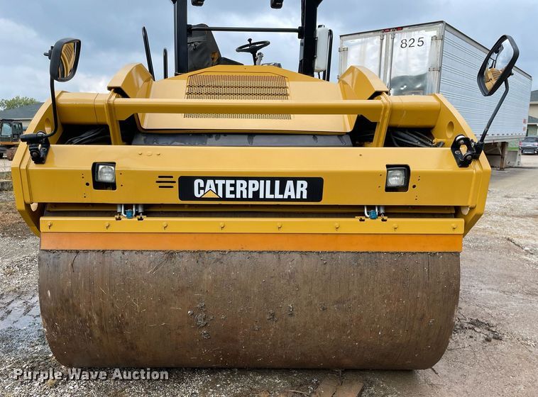 image for item DP0059 2013 Caterpillar CB64  double drum vibratory roller