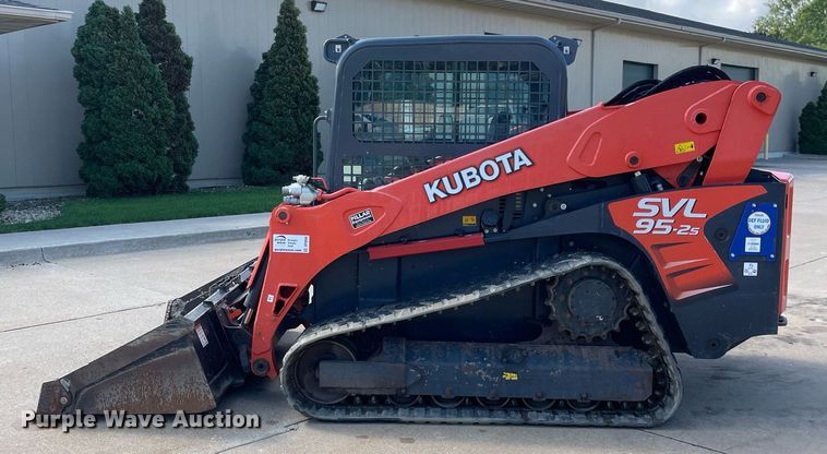 image for item DP0060 2018 Kubota SVL95-2S  tracked skid steer loader