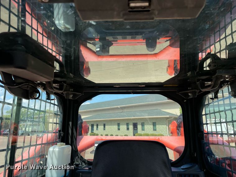 image for item DP0060 2018 Kubota SVL95-2S  tracked skid steer loader