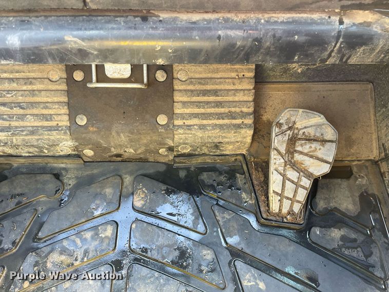 image for item DP0060 2018 Kubota SVL95-2S  tracked skid steer loader