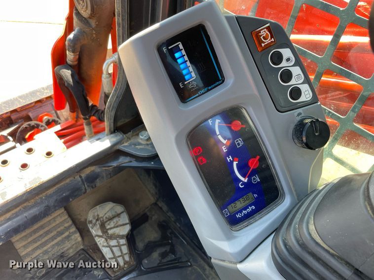 image for item DP0060 2018 Kubota SVL95-2S  tracked skid steer loader