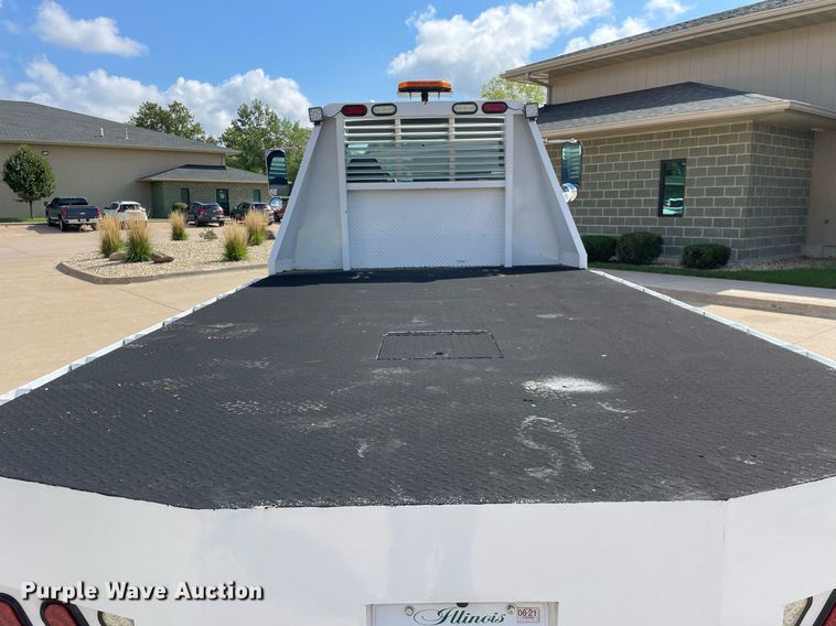 image for item DP0061 2004 Ford F750 Super Duty  flatbed truck