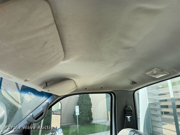 image for item DP0061 2004 Ford F750 Super Duty  flatbed truck