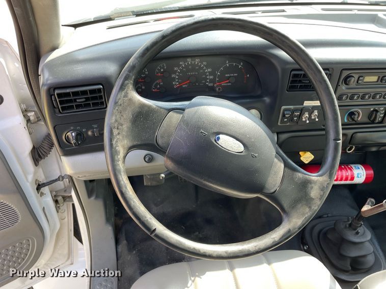 image for item DP0061 2004 Ford F750 Super Duty  flatbed truck