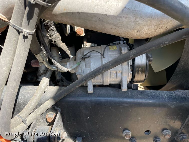 image for item DP0061 2004 Ford F750 Super Duty  flatbed truck