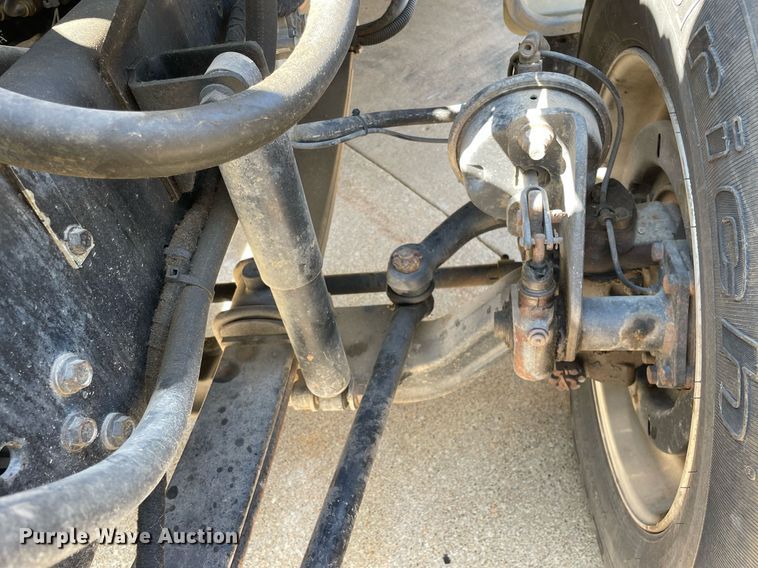 image for item DP0061 2004 Ford F750 Super Duty  flatbed truck