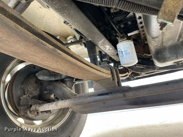 image for item DP0061 2004 Ford F750 Super Duty  flatbed truck