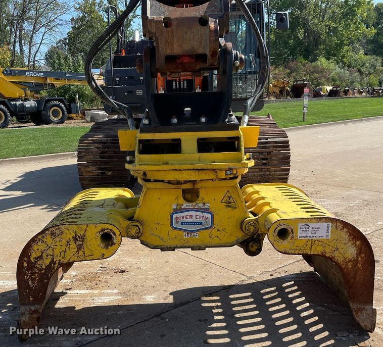 image for item DP0063 2018 Epiroc MG2300  excavator grapple