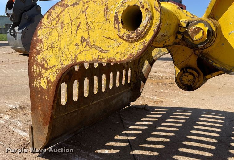 image for item DP0063 2018 Epiroc MG2300  excavator grapple