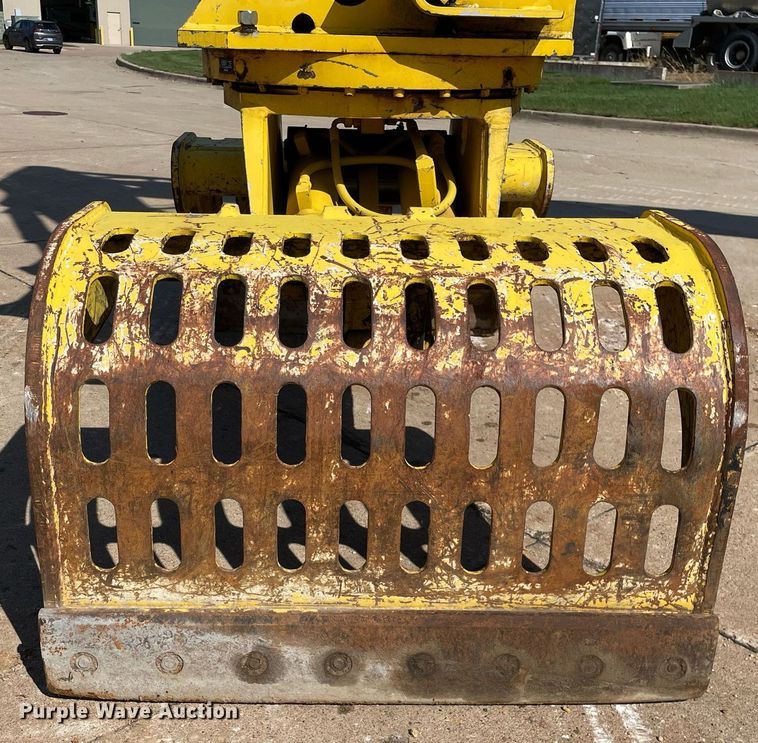 image for item DP0063 2018 Epiroc MG2300  excavator grapple