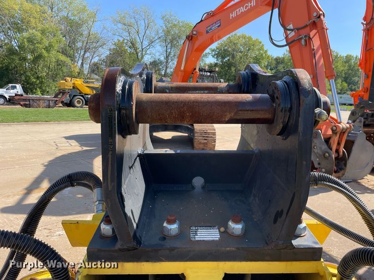 image for item DP0063 2018 Epiroc MG2300  excavator grapple