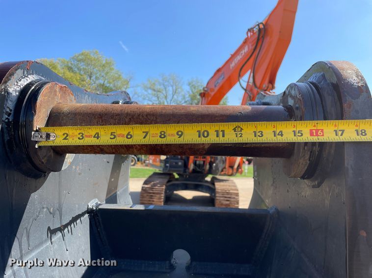 image for item DP0063 2018 Epiroc MG2300  excavator grapple